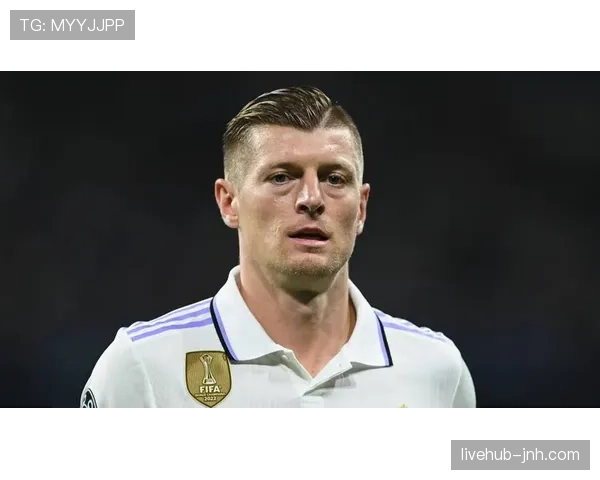 维蒂尼亚与托尼·克罗斯的传球风格差异：技术特点与体系适配性解析
